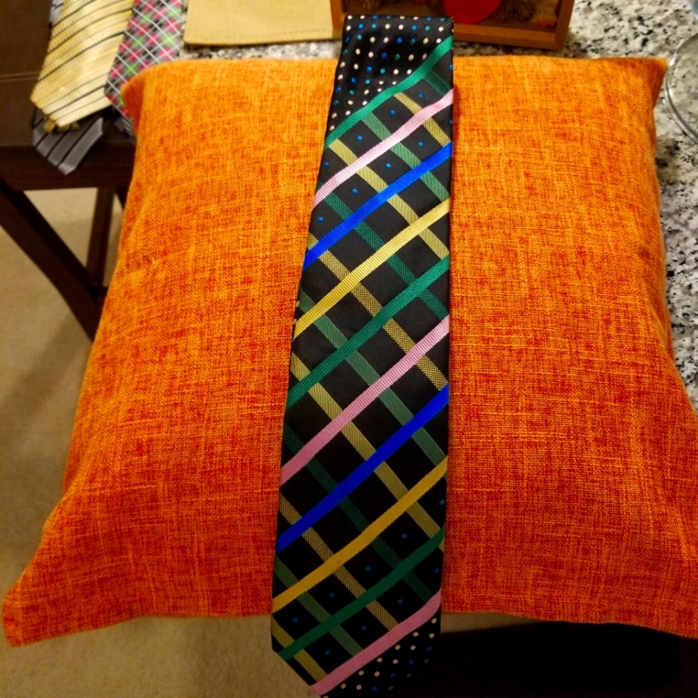 Distinguish Multi-Colored Steven Land Necktie